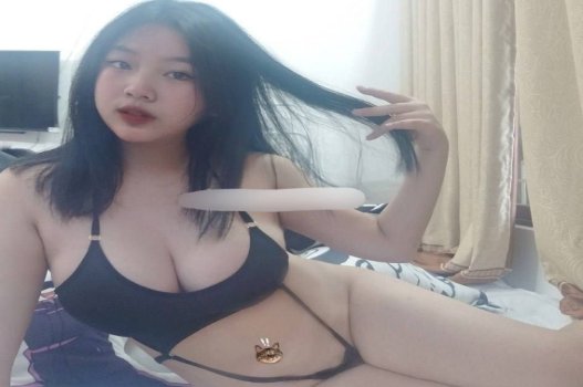 Địt một em hàng vếu to và dễ thương