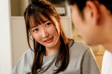 Thèm trải nghiệm mới, rủ cô bạn cùng lớp 